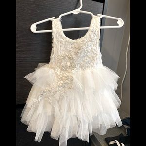 2bunnies white short sleeveless dress